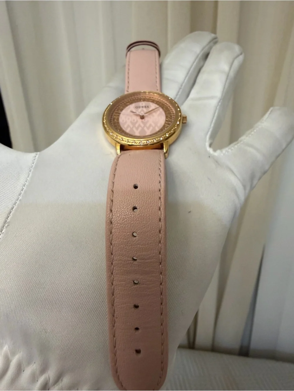 Guess Sparkling Pink Breast Cancer Awareness Ladies Watch W0032L7